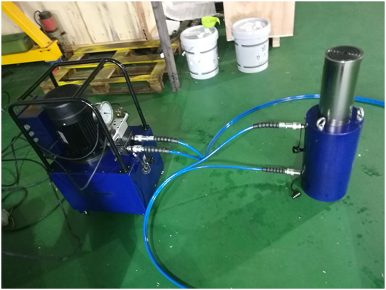 双作用大吨位液压千斤